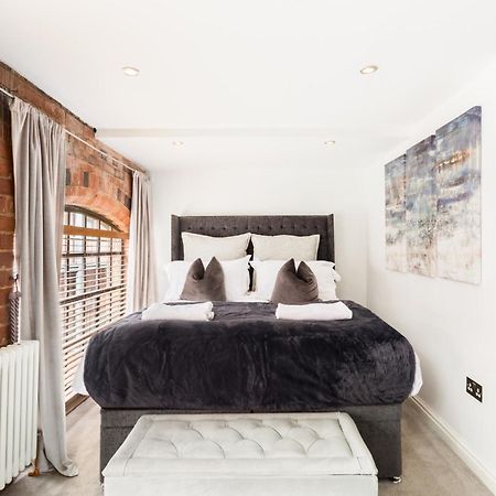 High End Luxury Townhouse In Jq, 4 Bedrooms, Flat Screen Tv In All Rooms, Free Parking, Near Birmingham City Centre Deposit Required Экстерьер фото