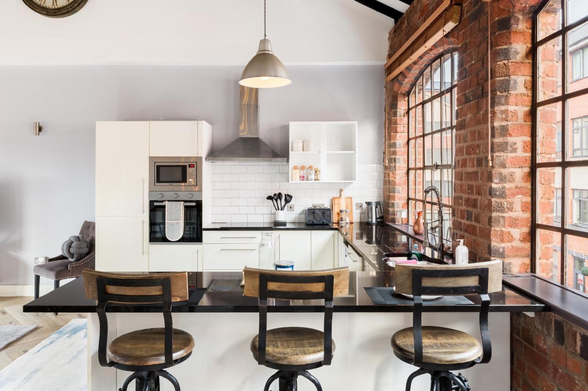 High End Luxury Townhouse In Jq, 4 Bedrooms, Flat Screen Tv In All Rooms, Free Parking, Near Birmingham City Centre Deposit Required Экстерьер фото